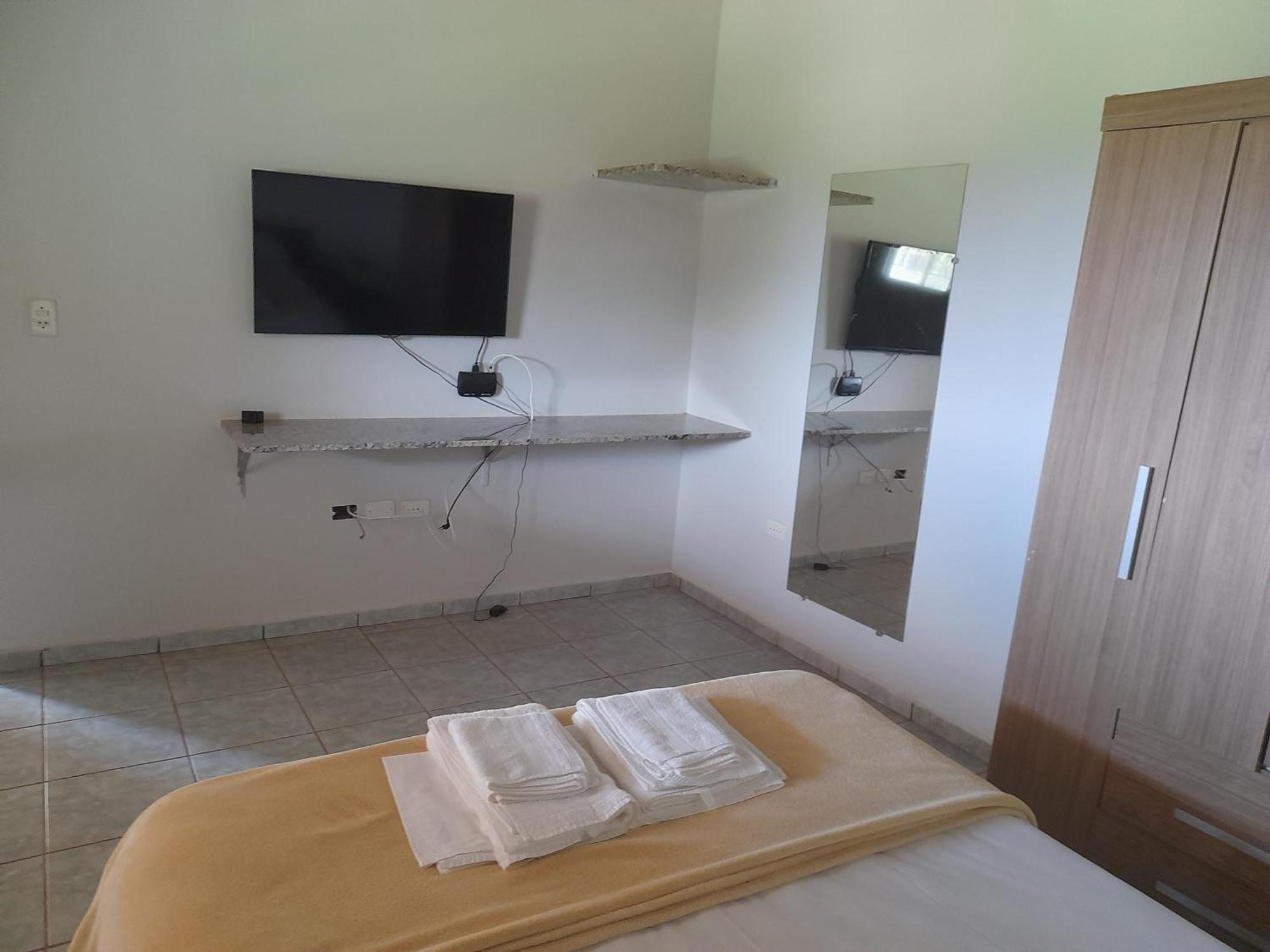 Hotel Fazenda Recanto Do Monte Alegre Piraju Buitenkant foto